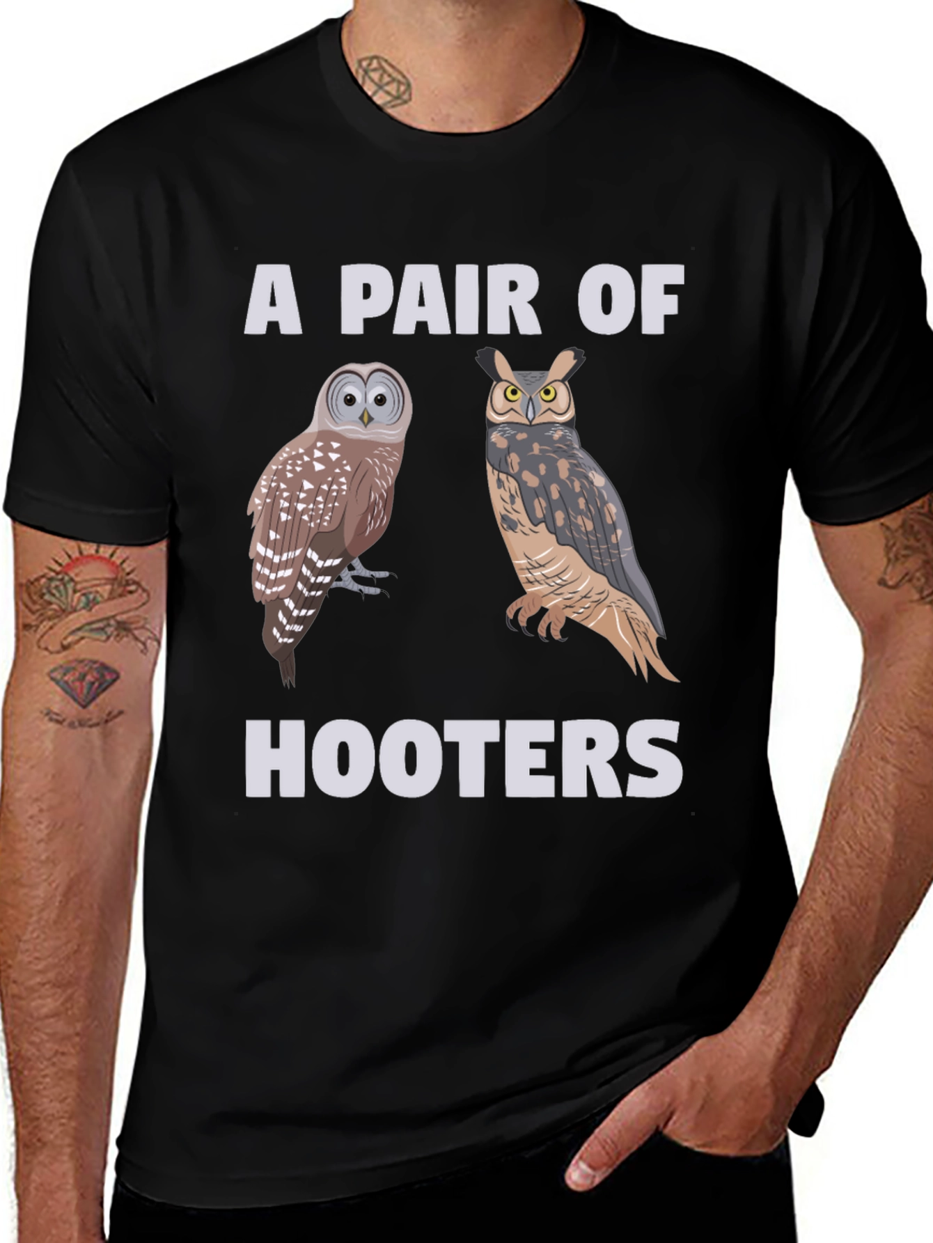 A Pair of Hooters Owls Graphic T-Shirt