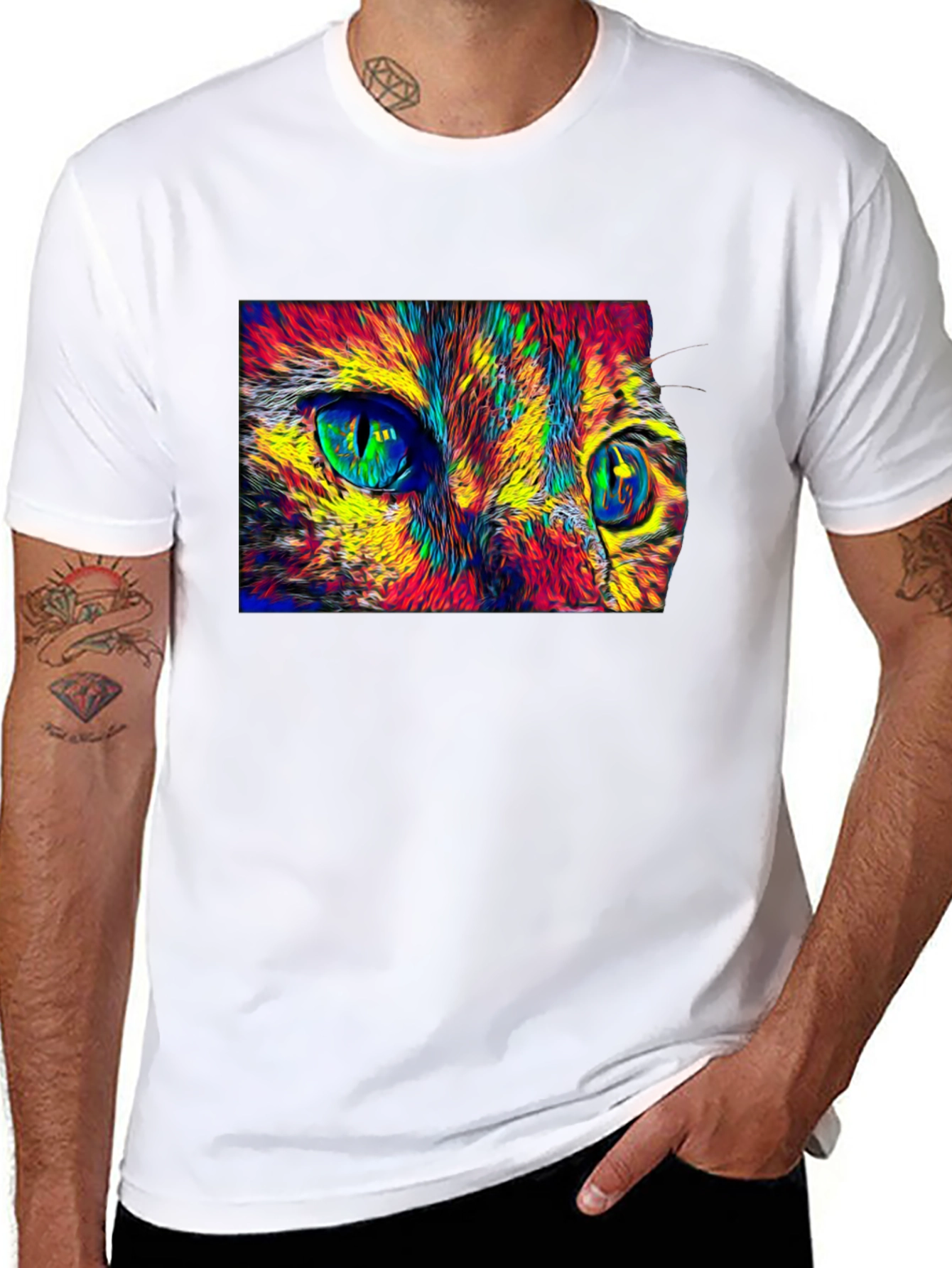 Abstract Cat Eyes Graphic T-Shirt
